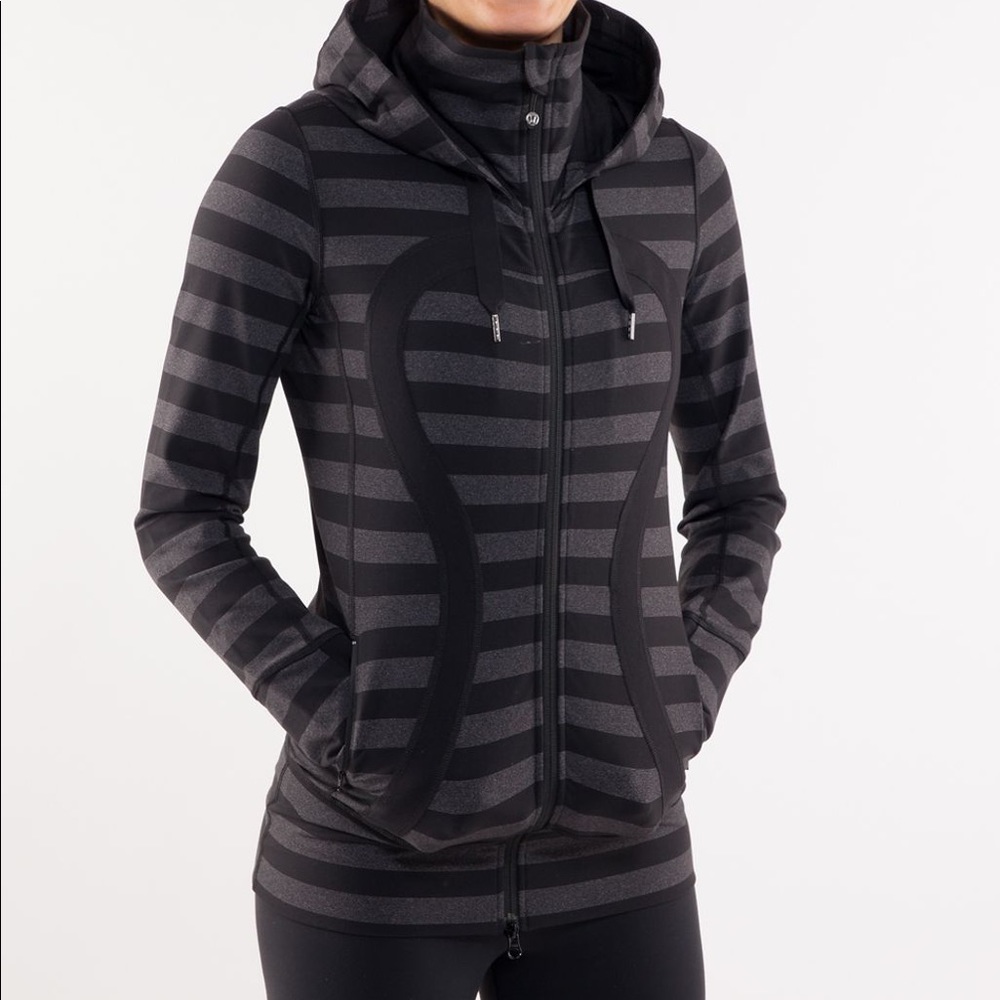 Lululemon Stride Jacket Sz 4
Black Black Micro Macro Stripe / Black